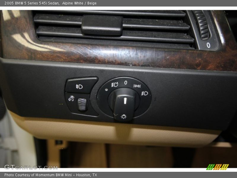 Alpine White / Beige 2005 BMW 5 Series 545i Sedan