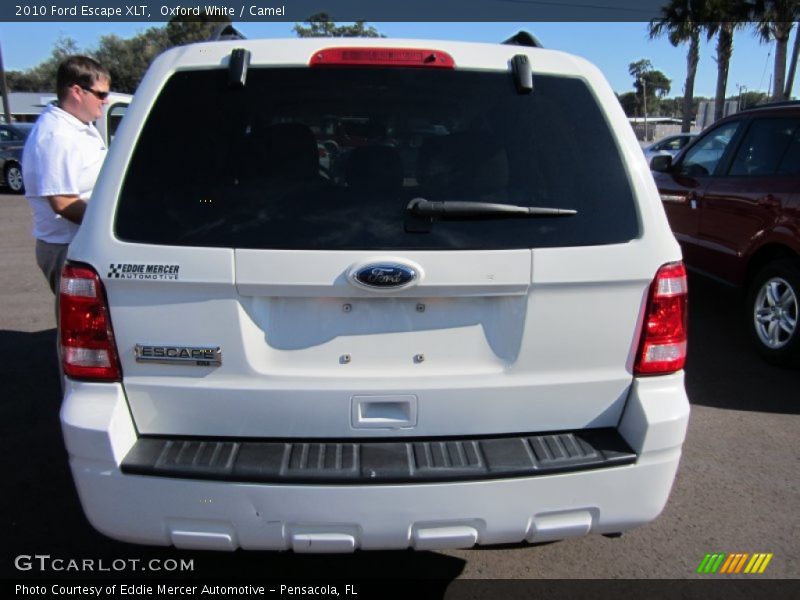 Oxford White / Camel 2010 Ford Escape XLT