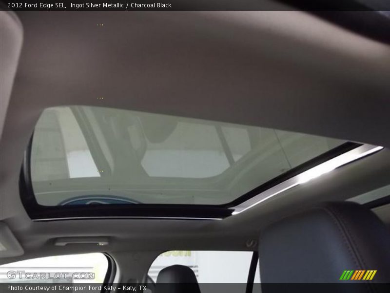 Sunroof of 2012 Edge SEL