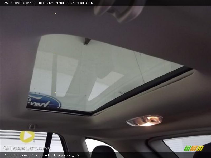 Sunroof of 2012 Edge SEL