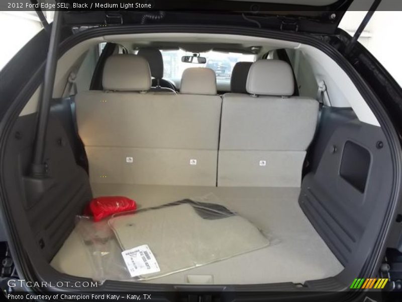  2012 Edge SEL Trunk