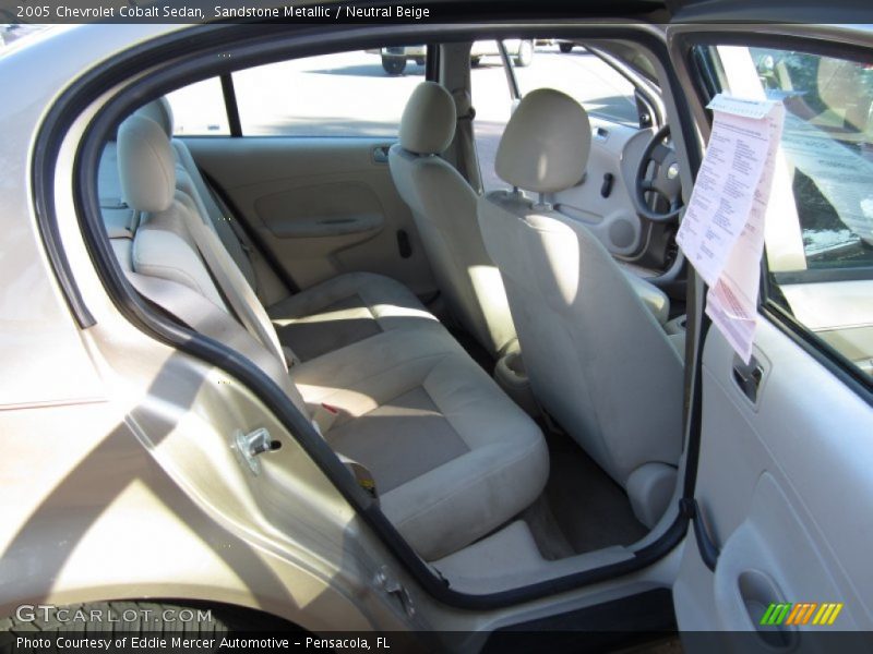 Sandstone Metallic / Neutral Beige 2005 Chevrolet Cobalt Sedan
