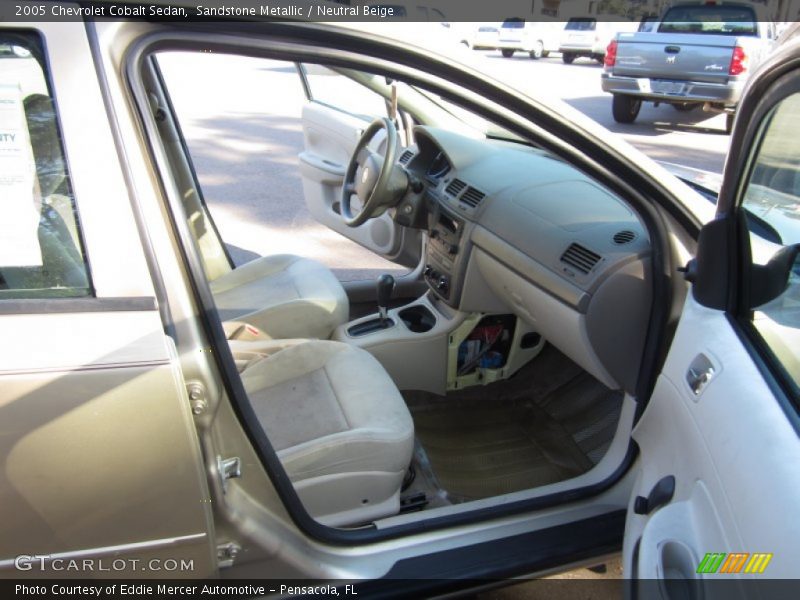 Sandstone Metallic / Neutral Beige 2005 Chevrolet Cobalt Sedan