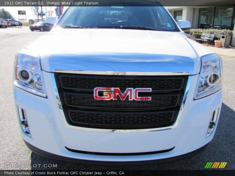 Olympic White / Light Titanium 2012 GMC Terrain SLE