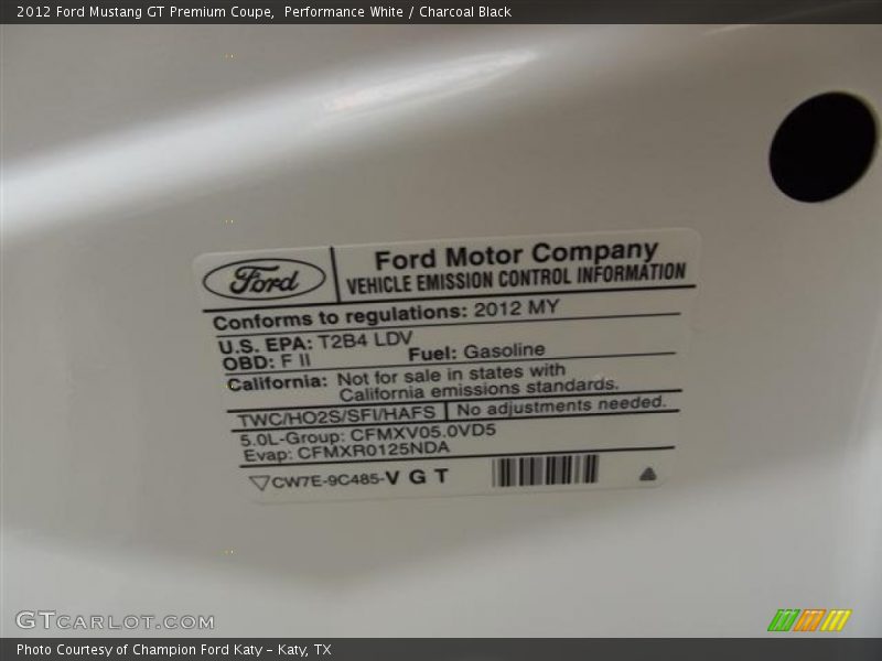 Performance White / Charcoal Black 2012 Ford Mustang GT Premium Coupe