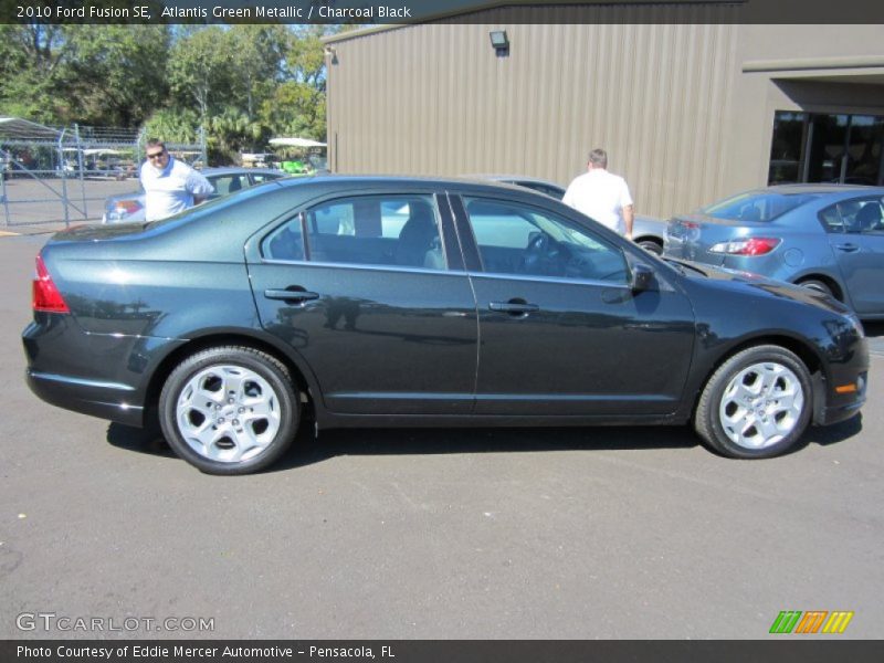 Atlantis Green Metallic / Charcoal Black 2010 Ford Fusion SE