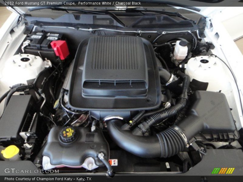 After Market Shaker Hood Scoop - 2012 Ford Mustang GT Premium Coupe