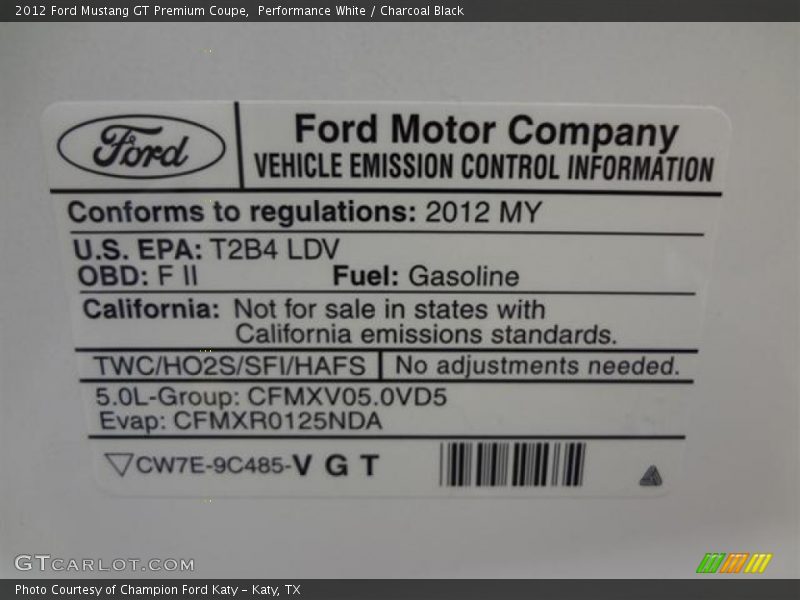 Performance White / Charcoal Black 2012 Ford Mustang GT Premium Coupe