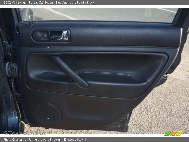 Blue Anthracite Pearl / Black 2002 Volkswagen Passat GLS Sedan