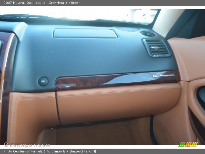 Grey Metallic / Brown 2007 Maserati Quattroporte