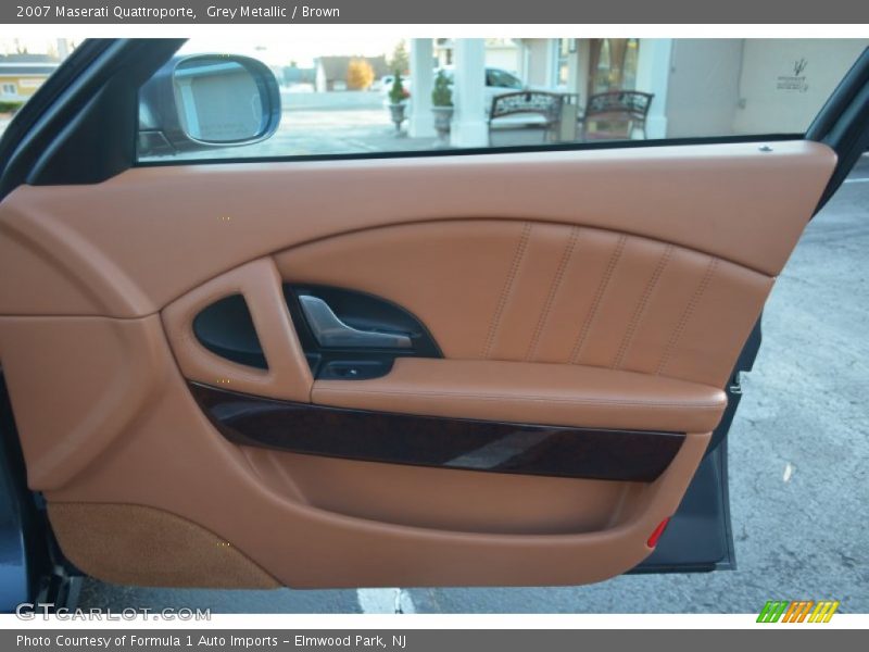 Grey Metallic / Brown 2007 Maserati Quattroporte