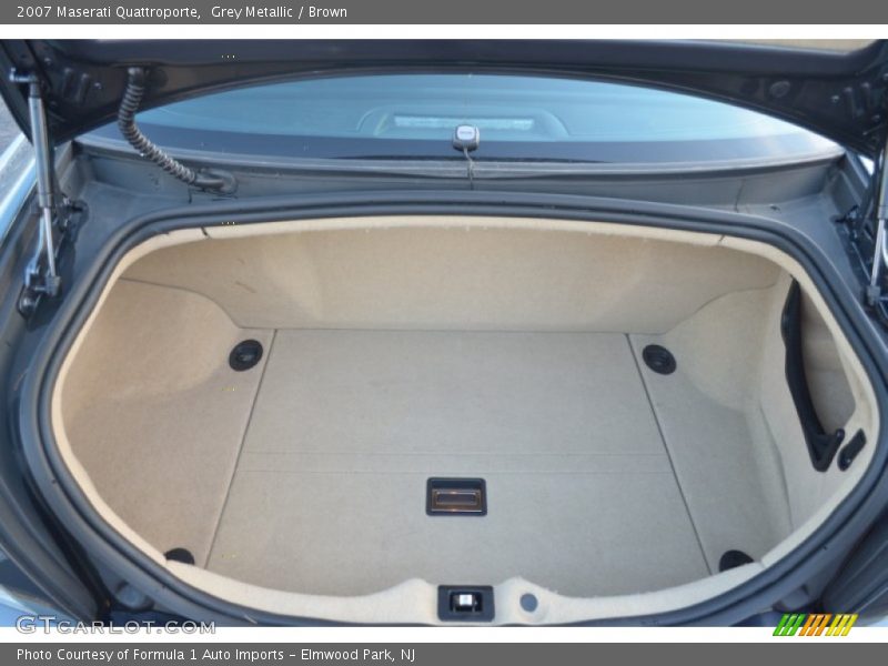 Grey Metallic / Brown 2007 Maserati Quattroporte