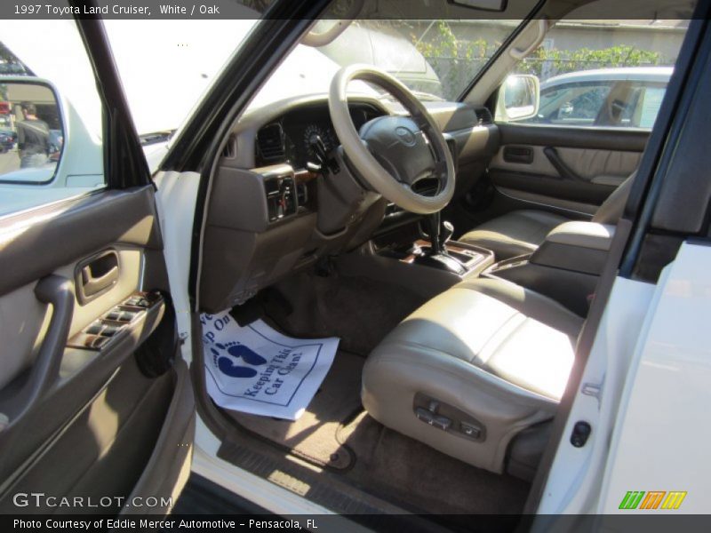 White / Oak 1997 Toyota Land Cruiser