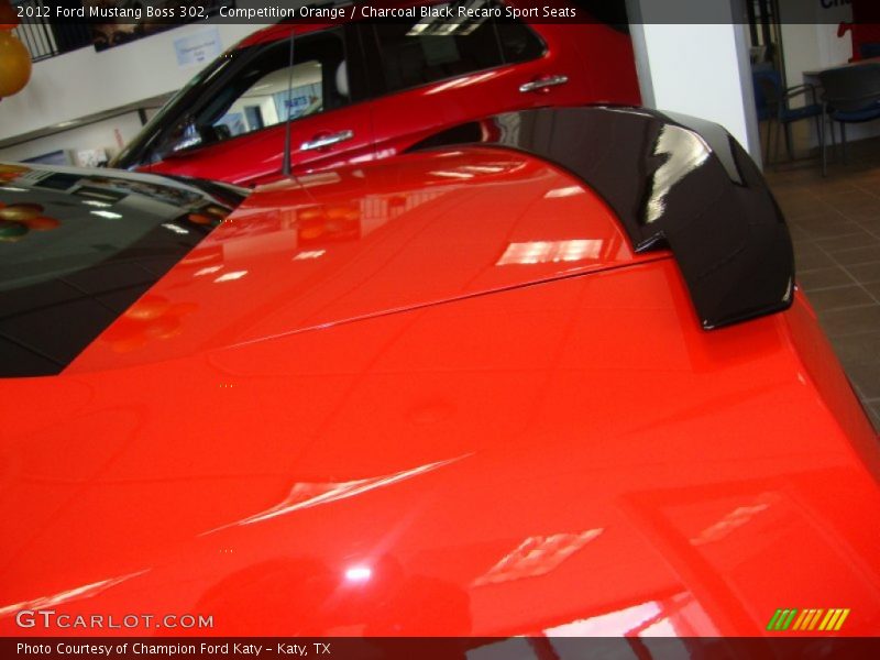 Rear spoiler - 2012 Ford Mustang Boss 302