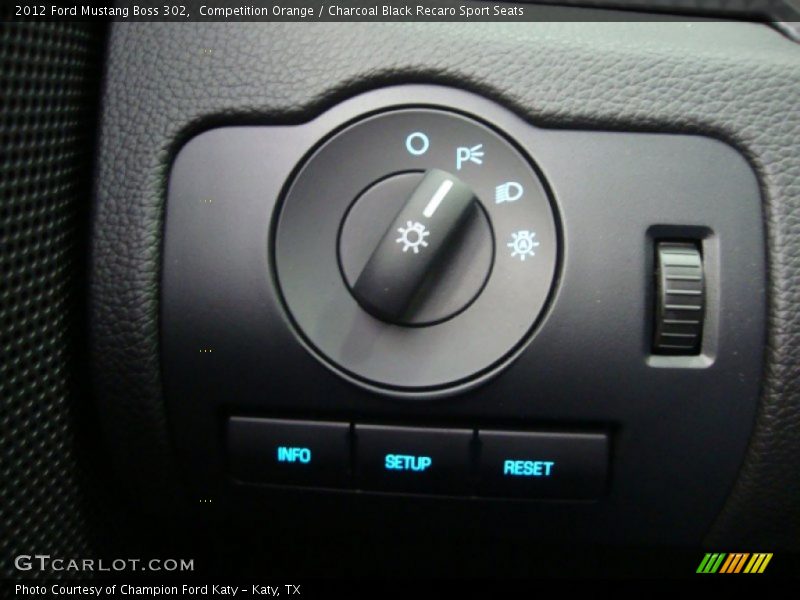 Controls of 2012 Mustang Boss 302