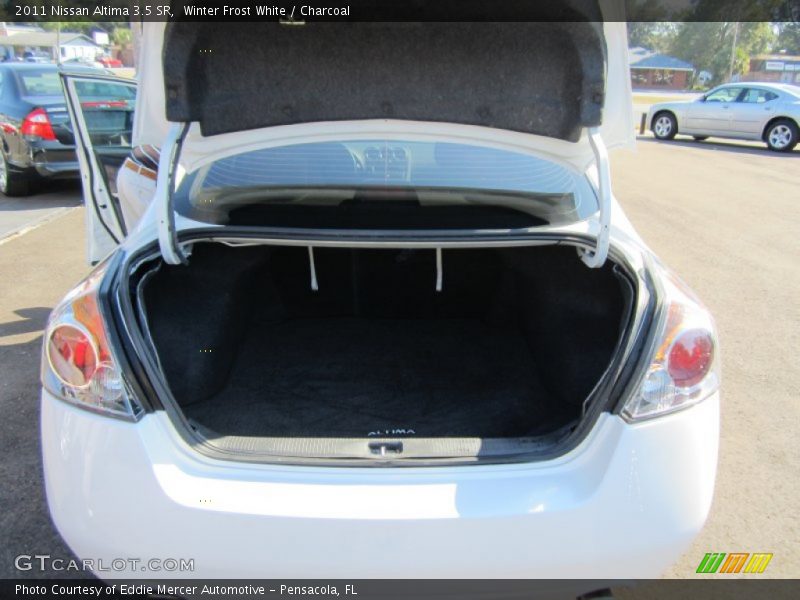 Winter Frost White / Charcoal 2011 Nissan Altima 3.5 SR