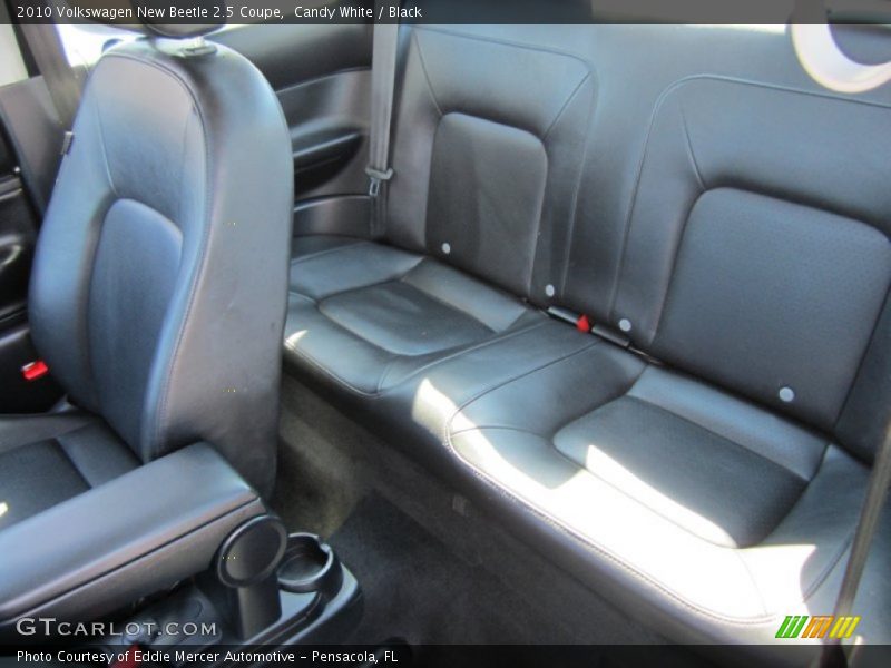 Candy White / Black 2010 Volkswagen New Beetle 2.5 Coupe
