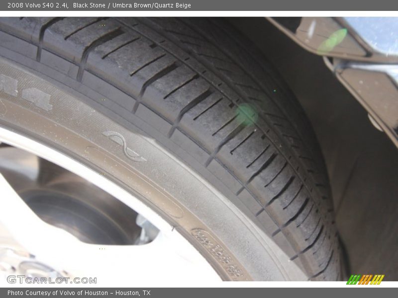 Black Stone / Umbra Brown/Quartz Beige 2008 Volvo S40 2.4i