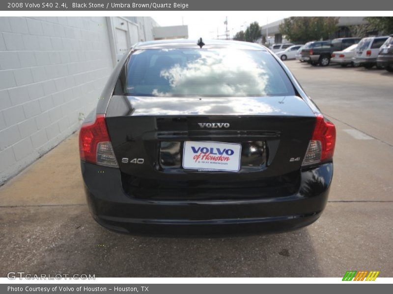 Black Stone / Umbra Brown/Quartz Beige 2008 Volvo S40 2.4i
