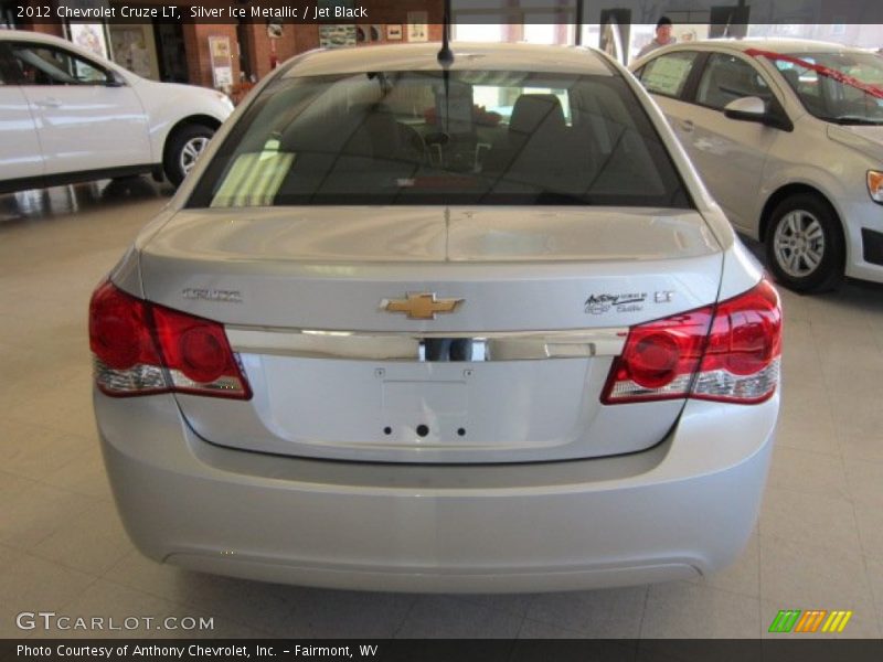 Silver Ice Metallic / Jet Black 2012 Chevrolet Cruze LT