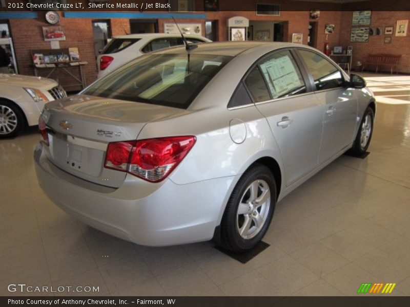 Silver Ice Metallic / Jet Black 2012 Chevrolet Cruze LT