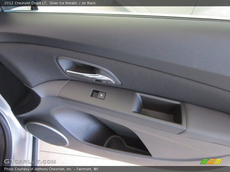 Silver Ice Metallic / Jet Black 2012 Chevrolet Cruze LT
