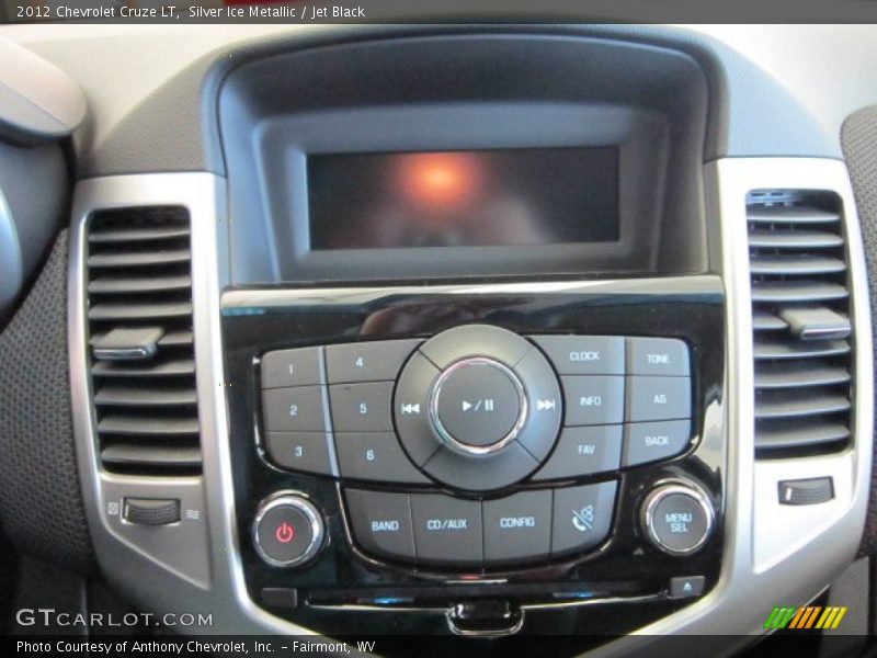 Silver Ice Metallic / Jet Black 2012 Chevrolet Cruze LT
