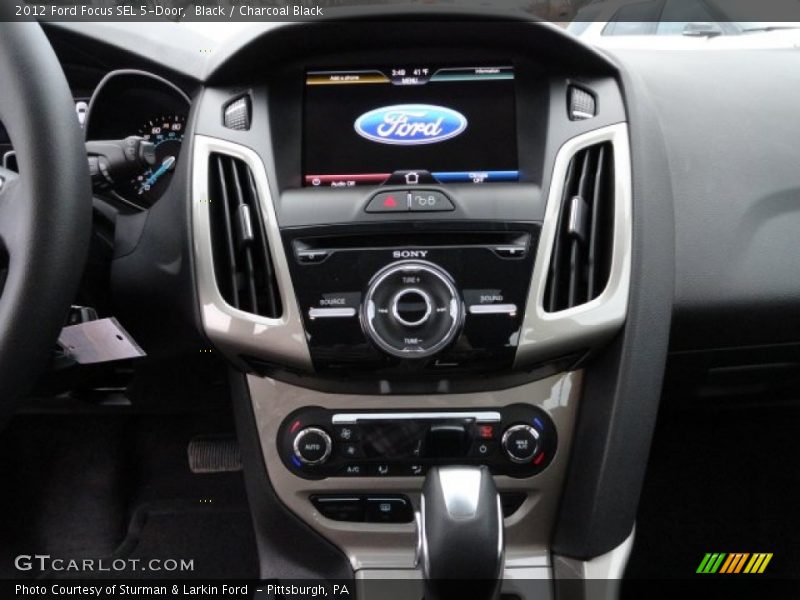 Black / Charcoal Black 2012 Ford Focus SEL 5-Door