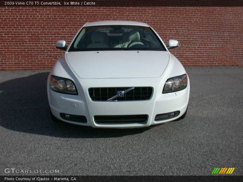 Ice White / Calcite 2009 Volvo C70 T5 Convertible