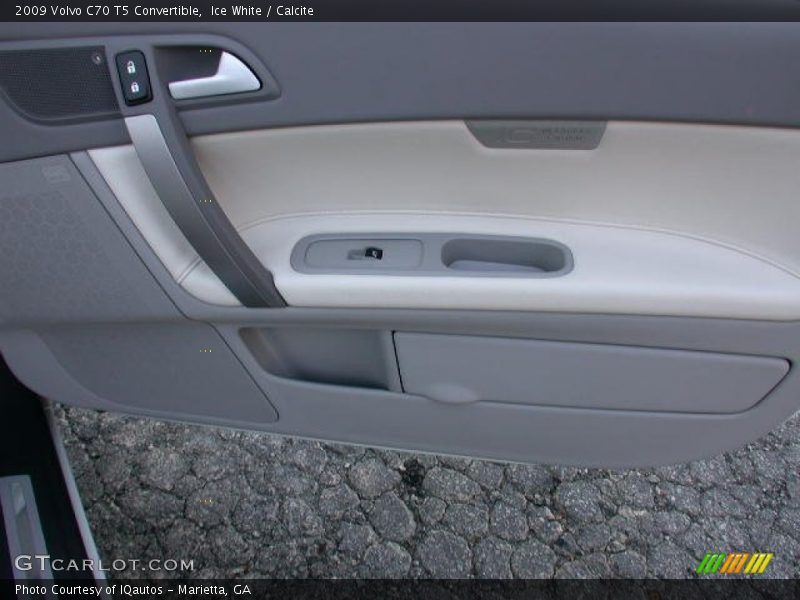 Ice White / Calcite 2009 Volvo C70 T5 Convertible