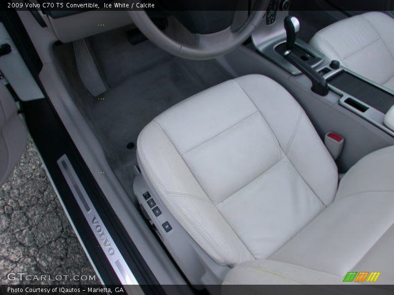 Ice White / Calcite 2009 Volvo C70 T5 Convertible