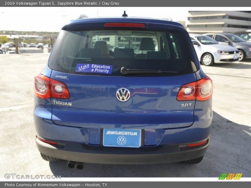 Sapphire Blue Metallic / Clay Grey 2009 Volkswagen Tiguan S