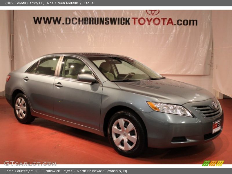 Aloe Green Metallic / Bisque 2009 Toyota Camry LE