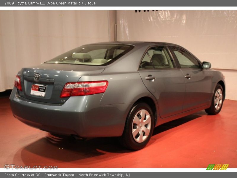 Aloe Green Metallic / Bisque 2009 Toyota Camry LE