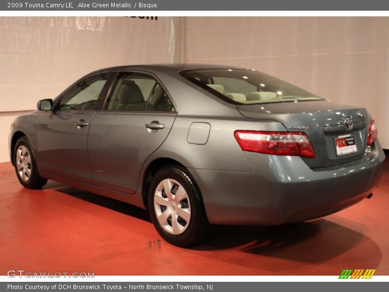 Aloe Green Metallic / Bisque 2009 Toyota Camry LE
