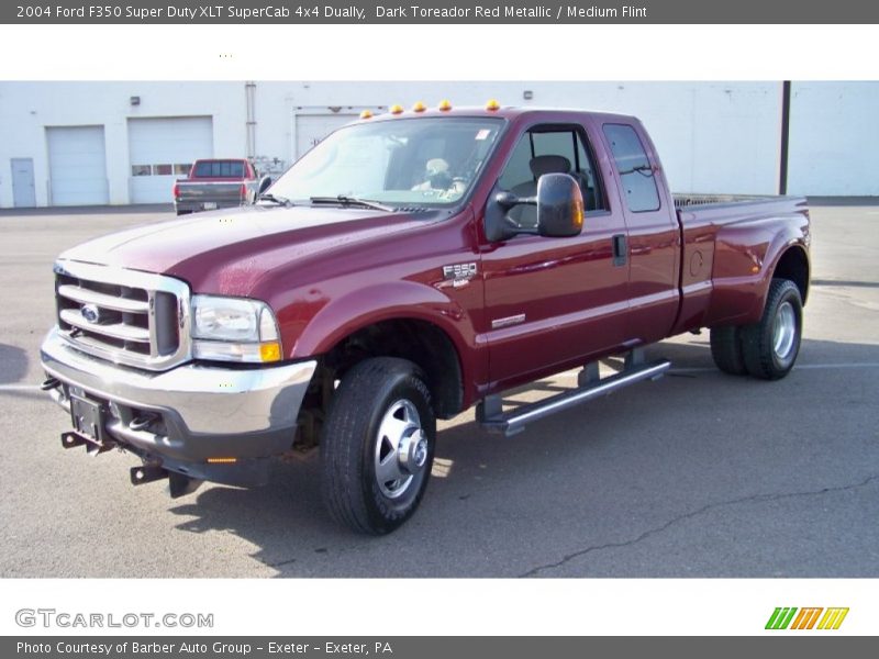 Front 3/4 View of 2004 F350 Super Duty XLT SuperCab 4x4 Dually