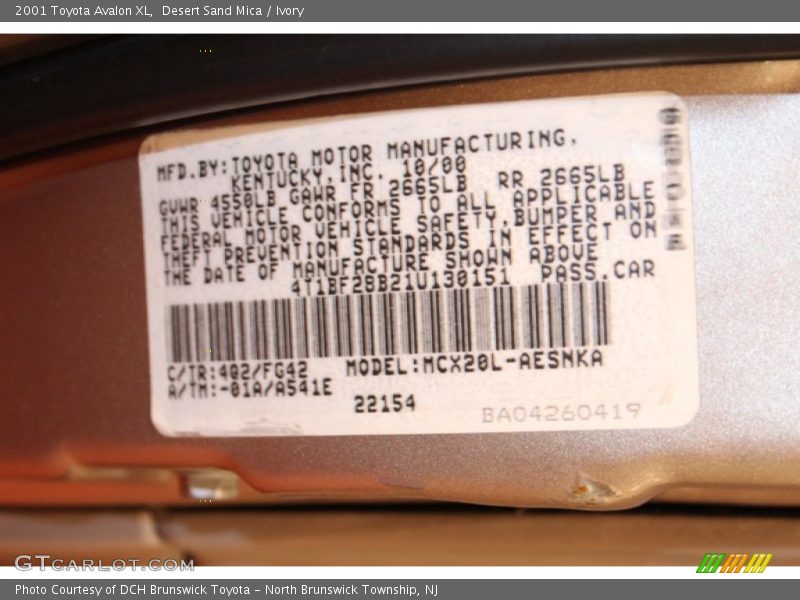 Desert Sand Mica / Ivory 2001 Toyota Avalon XL