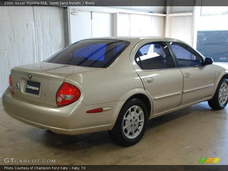 Sunlit Sand Metallic / Blond 2000 Nissan Maxima GLE