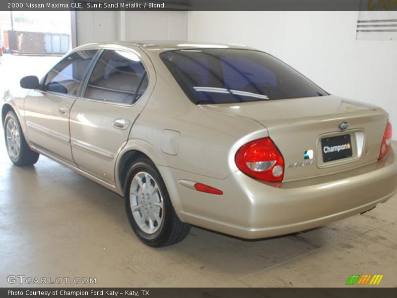 Sunlit Sand Metallic / Blond 2000 Nissan Maxima GLE