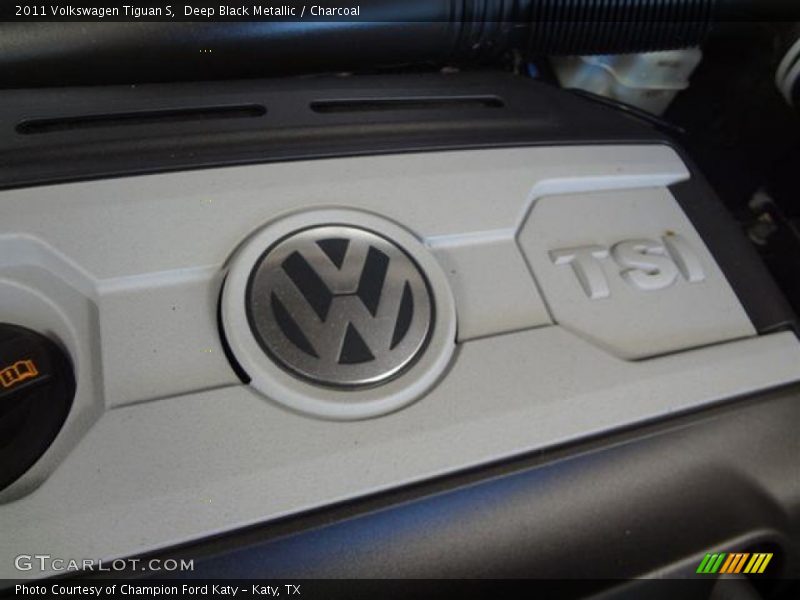 Deep Black Metallic / Charcoal 2011 Volkswagen Tiguan S