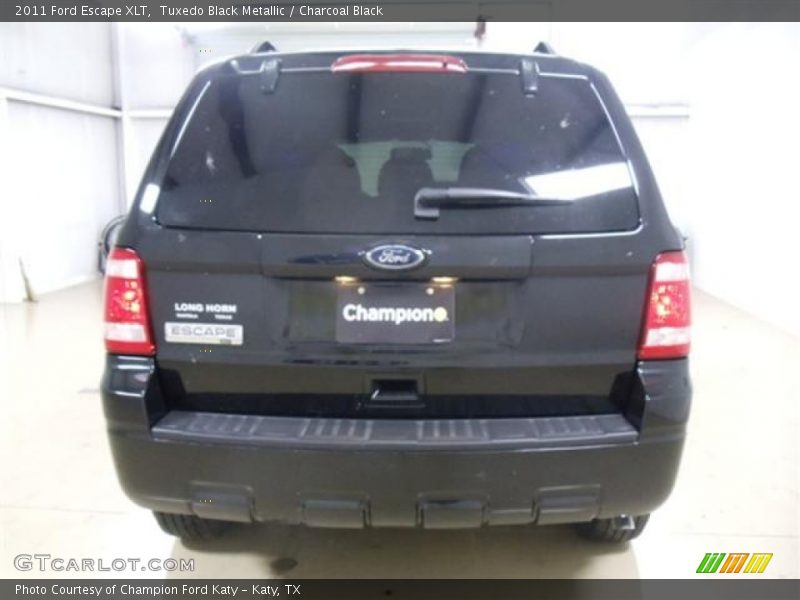Tuxedo Black Metallic / Charcoal Black 2011 Ford Escape XLT