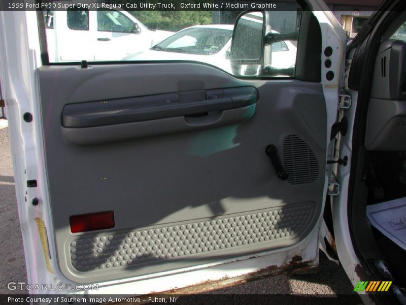 Oxford White / Medium Graphite 1999 Ford F450 Super Duty XL Regular Cab Utility Truck