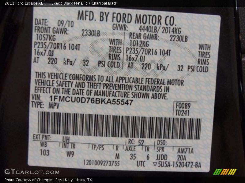 Tuxedo Black Metallic / Charcoal Black 2011 Ford Escape XLT