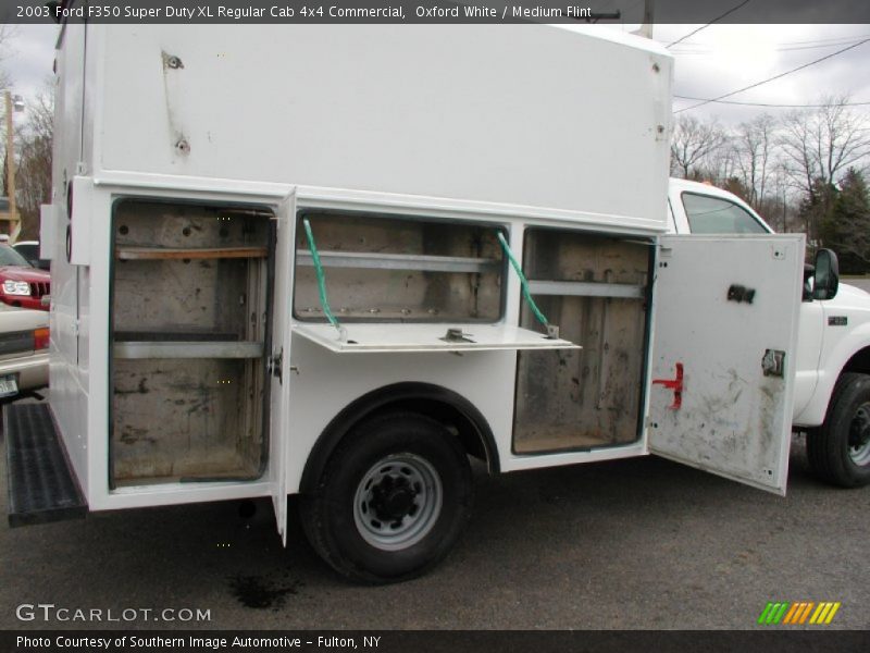 Oxford White / Medium Flint 2003 Ford F350 Super Duty XL Regular Cab 4x4 Commercial
