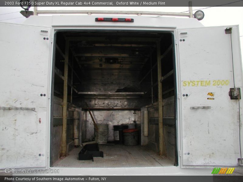 Oxford White / Medium Flint 2003 Ford F350 Super Duty XL Regular Cab 4x4 Commercial