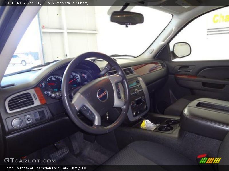 Pure Silver Metallic / Ebony 2011 GMC Yukon SLE