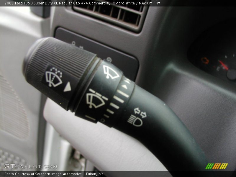 Oxford White / Medium Flint 2003 Ford F350 Super Duty XL Regular Cab 4x4 Commercial