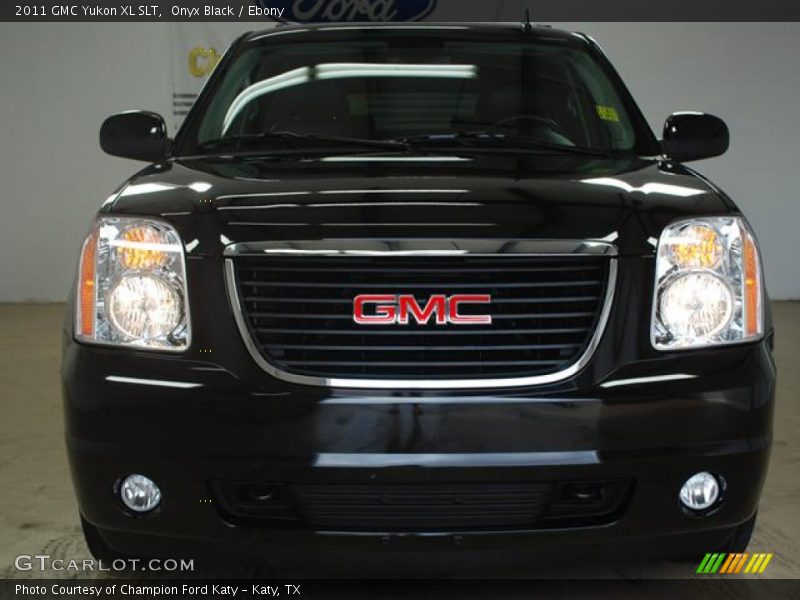 Onyx Black / Ebony 2011 GMC Yukon XL SLT