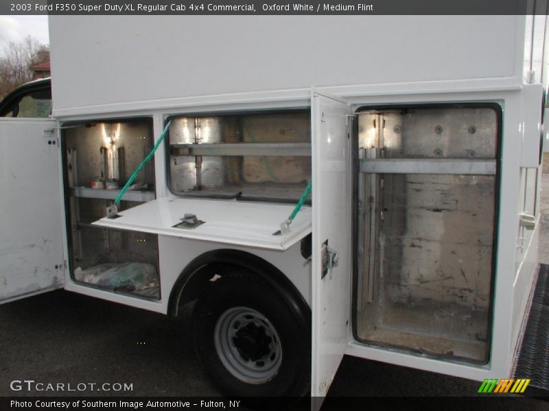 Oxford White / Medium Flint 2003 Ford F350 Super Duty XL Regular Cab 4x4 Commercial