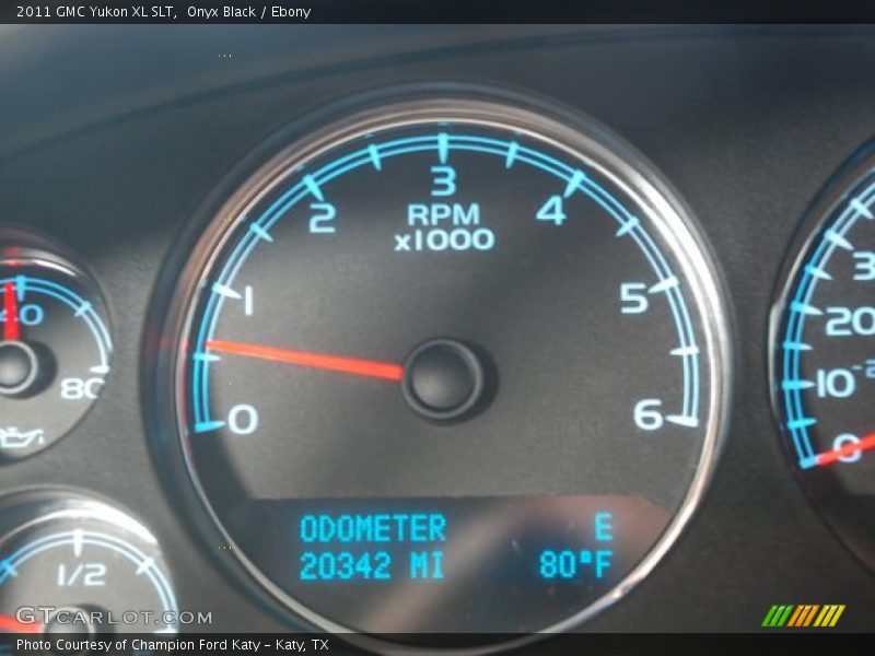 Onyx Black / Ebony 2011 GMC Yukon XL SLT